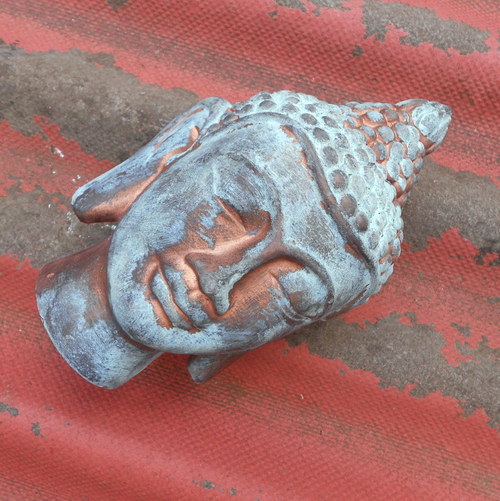 Budha patinovaný - kovový efekt — foto 3