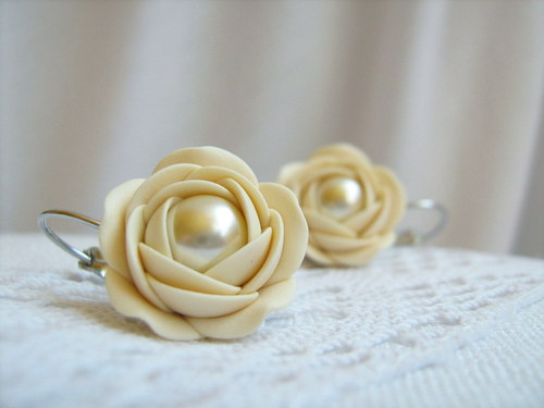 Golden beige, visací náušnice — foto 2