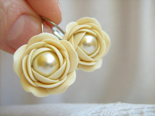 Golden beige, visací náušnice — foto 3