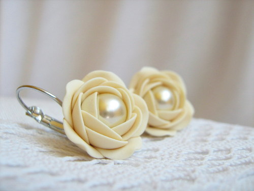 Golden beige, visací náušnice — foto 4