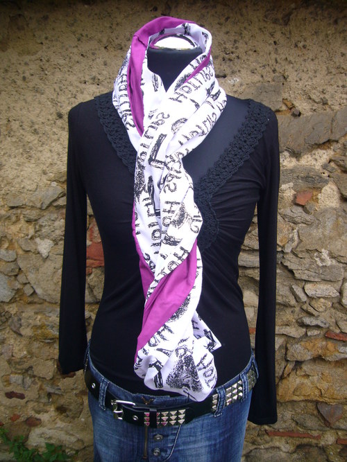 Nákrčník - Violet Love Love — foto 2