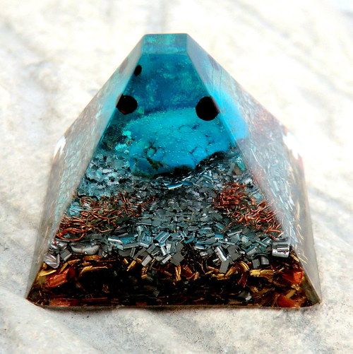 Pyramida 3 - Tyrkys / ochranné silové pole — foto 2