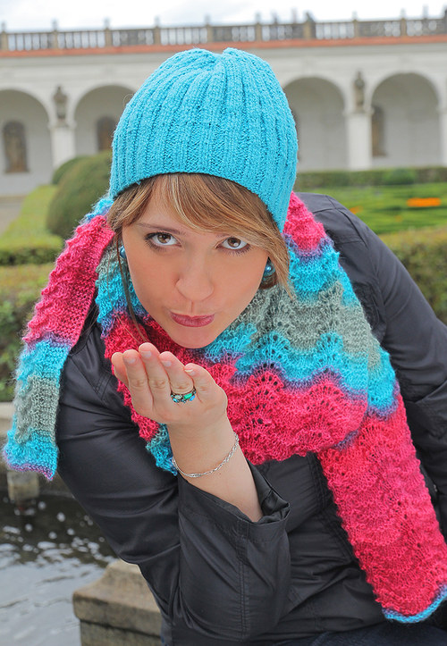 Beauty - tyrkysová čepička - VÝPRODEJ — foto 2