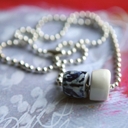Zahnízdit. Dva. (porcelán) — foto 2