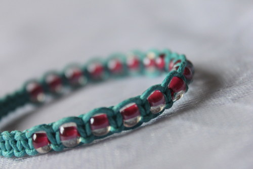 Náramek makramé/shamballa — foto 2