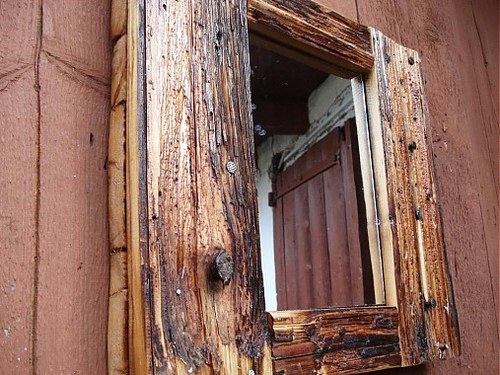 Za zrkadlom — foto 2