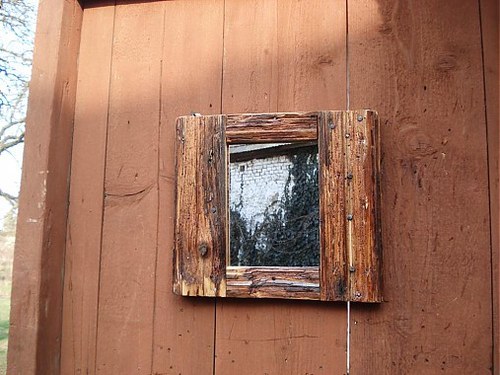 Za zrkadlom — foto 4