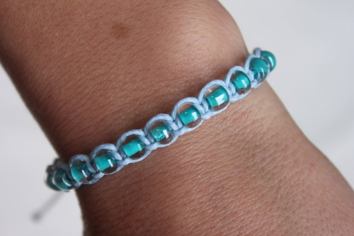 Náramek makramé/shamballa — foto 2