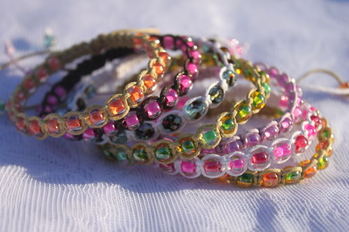 Náramek makramé/shamballa — foto 3