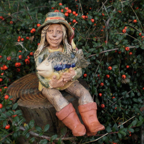 Vodník Venda s kaprem -23cm — foto 2