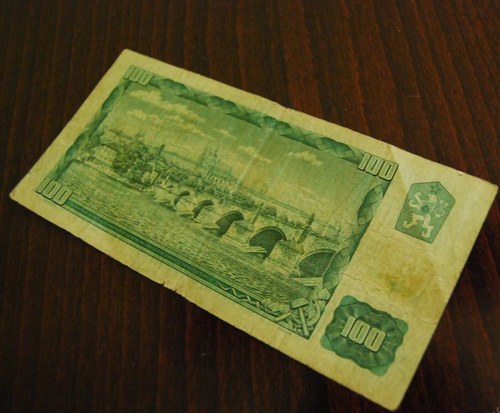 100 korun československých — foto 4