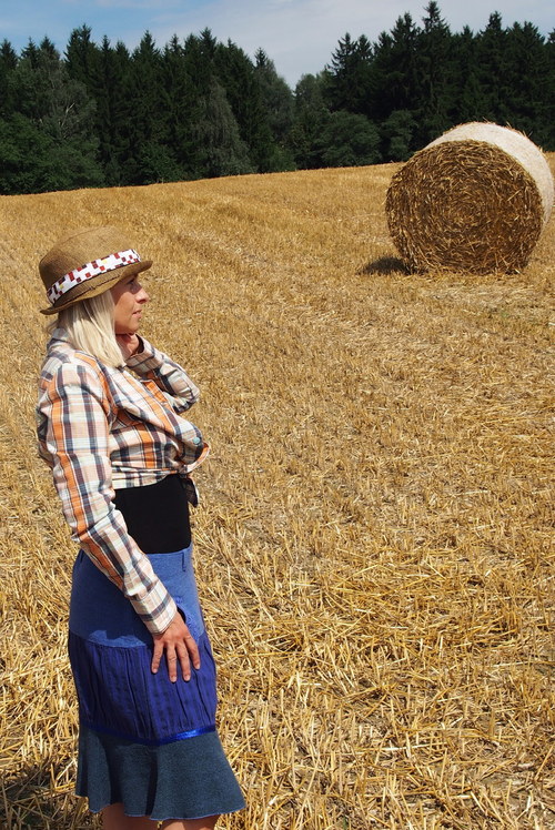 ...je m'apelle bleu - sukně — foto 2