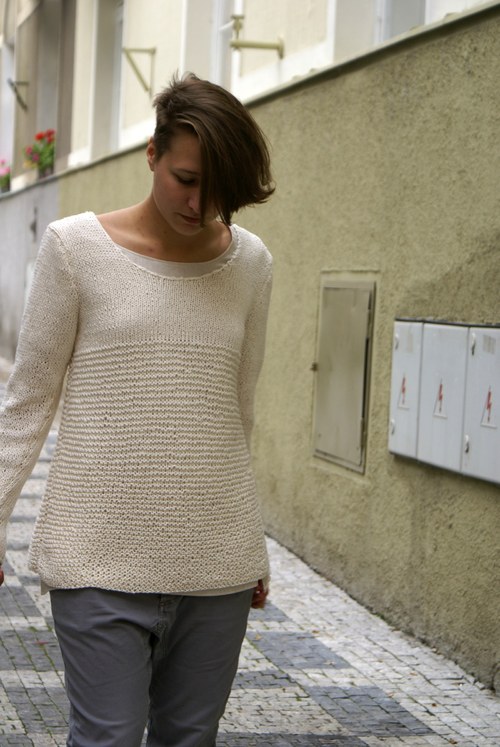 Ručně pletený svetr Creme — foto 3