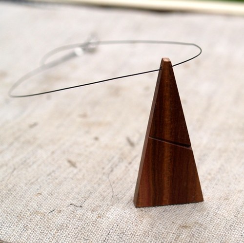 Dřevěný náhrdelník LVI. - MINIMAL MEDIUM — foto 4