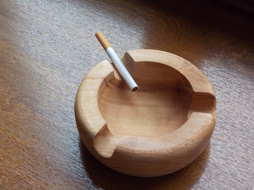 Popelník — foto 3