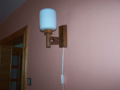 Nástěnná retro lampa — foto 3