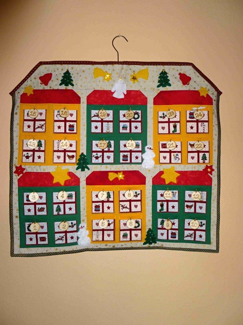 Domeček - adventní kalendář — foto 2