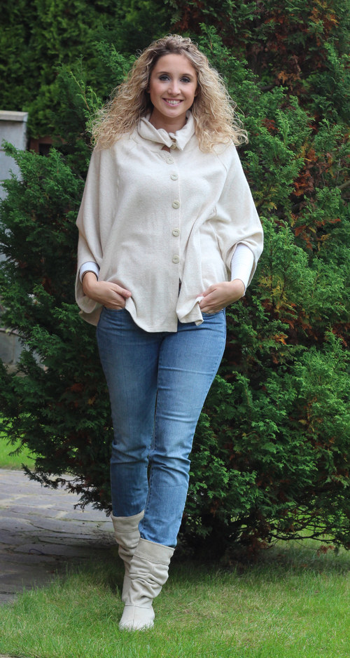 Smetanová propínací pelerínka — foto 2