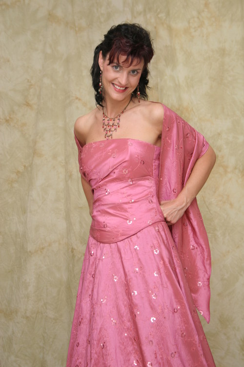 !!!!! MIMOŘÁDNÁ AKCE!!!! SPOLEČENSKÉ ŠATY — foto 3