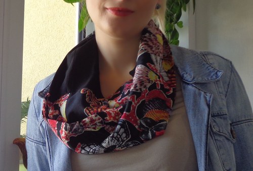 Nákrčník Versace — foto 4