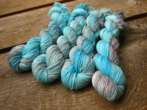 100% merino "Vyšito stříbrnou nití" — foto 2
