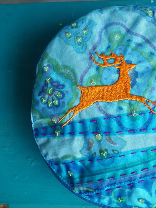 Toaletka FOLKLORE WHEEL/ orange friend — foto 2