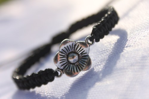 ..Neuvadnu Ti.. Náramek shamballa/makramé — foto 3
