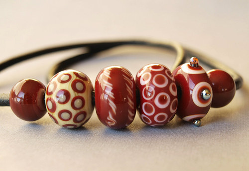 Náhrdelník z vinutek Red — foto 5
