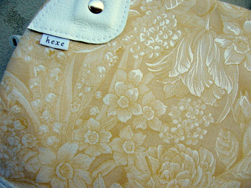 Kožená - Perleťová "de luxe" IV. - vel.S — foto 3
