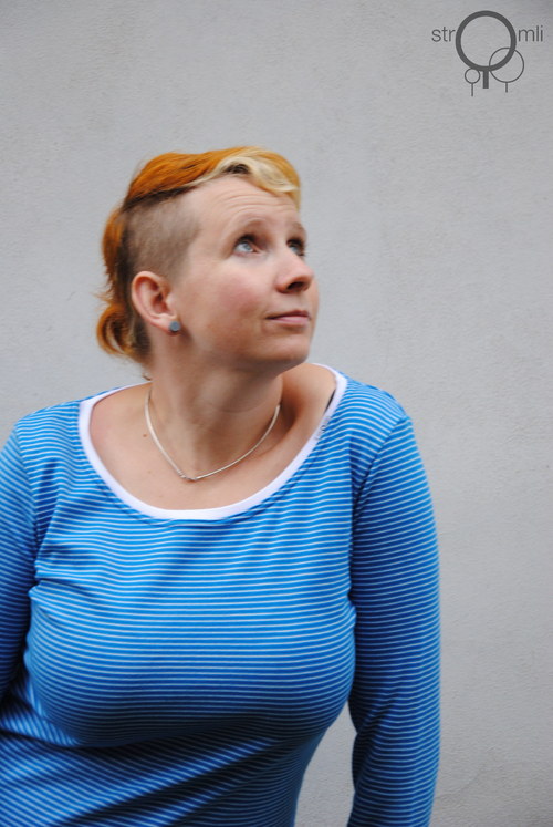 Modré co prozáří den, vel. XL — foto 2