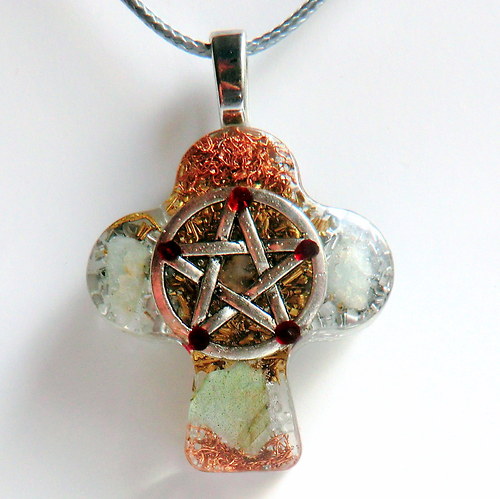 Orgonit *OBJ* Pentagram / obráceně ? — foto 2