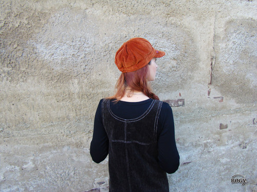 Manšestrová bekovka v cihlovém odstínu — foto 5