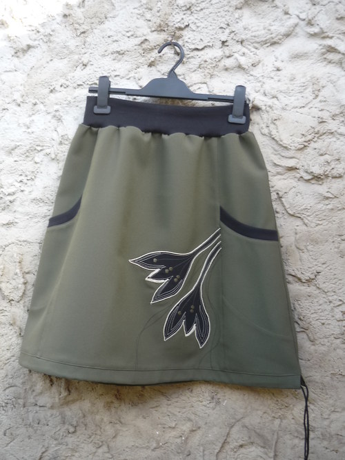 Khaki sukně dole na stažení — foto 5