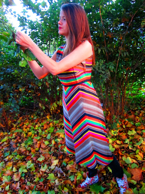Retro šaty stripes in colours — foto 2