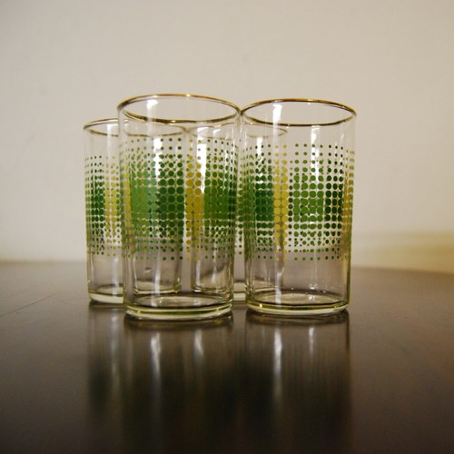 4 skleničky — foto 2
