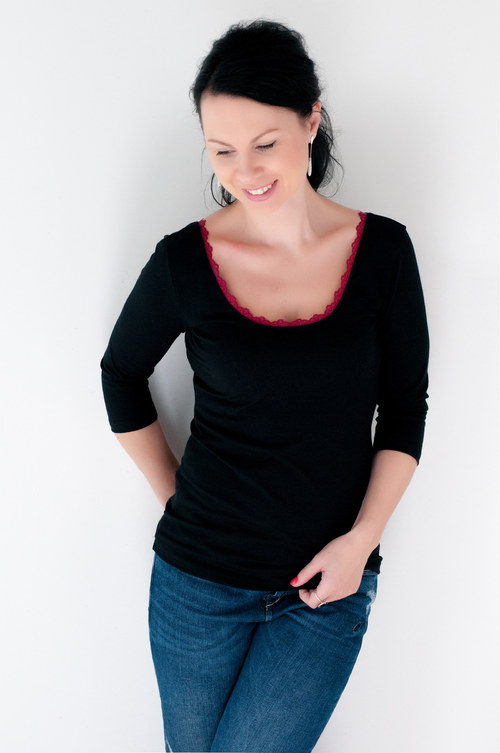 Dámské tričko černé — foto 2