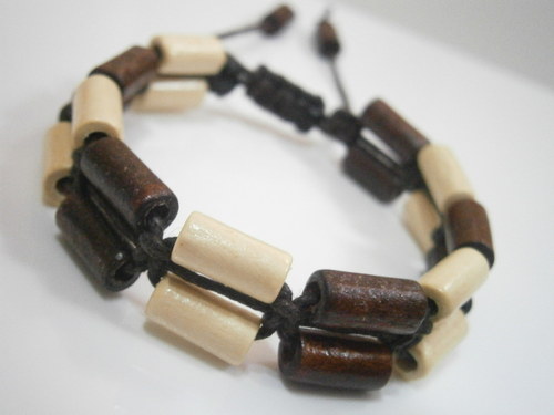 Dřevěný náramek (macramé) — foto 4