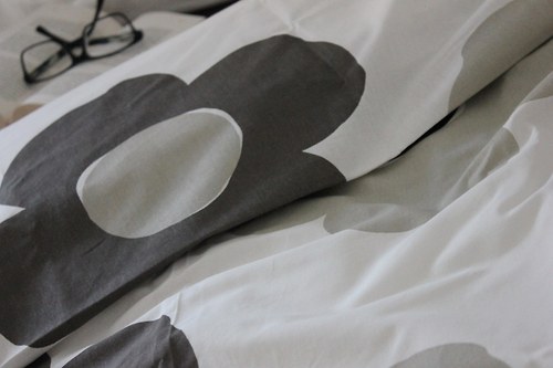 Povlečení obří šedé květy — foto 2