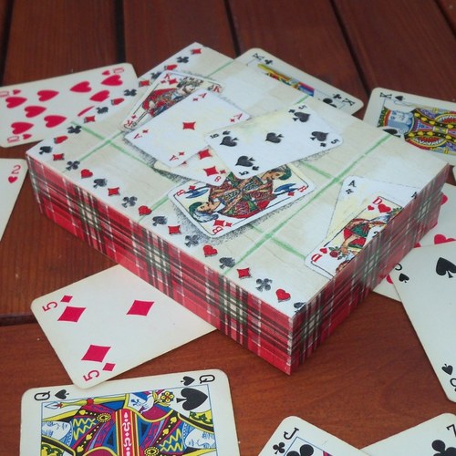 Krabička na karty kostkovaná — foto 2