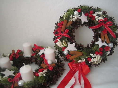 Tradiční adventní věnec — foto 3