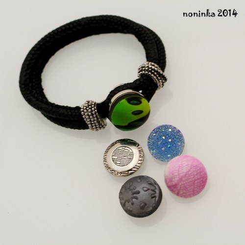 Variabilní náramek černý — foto 2