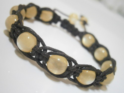 Náramek (shamballa/makramé) — foto 3