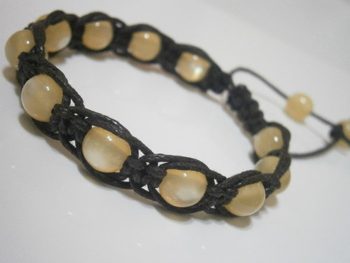 Náramek (shamballa/makramé) — foto 4