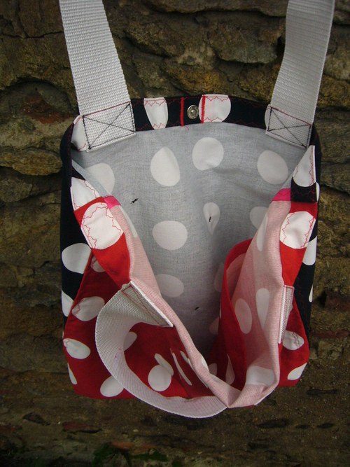 Kabeloša - Puntík - Red Black — foto 3