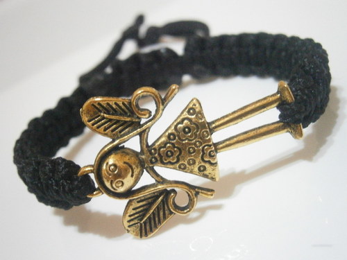 Náramek s andílkem (macramé/shamballa) — foto 2
