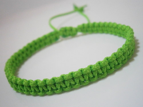 Veselé náramky (shamballa/macramé) - Zelený neon — foto 4