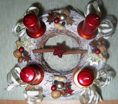 Adventní věnec zlatočervený — foto 2