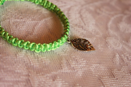 Náramek makramé/shamballa — foto 2