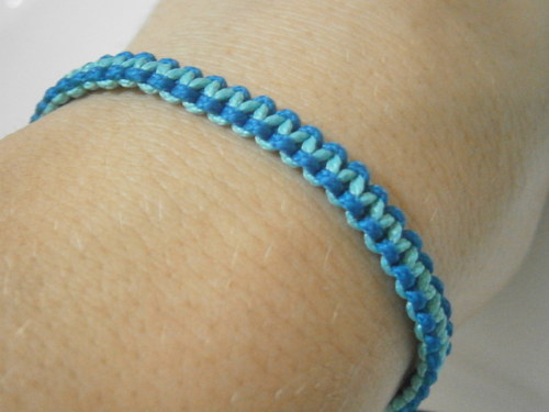 Dvoubarevné náramky (macramé) - Tyrkysový — foto 4