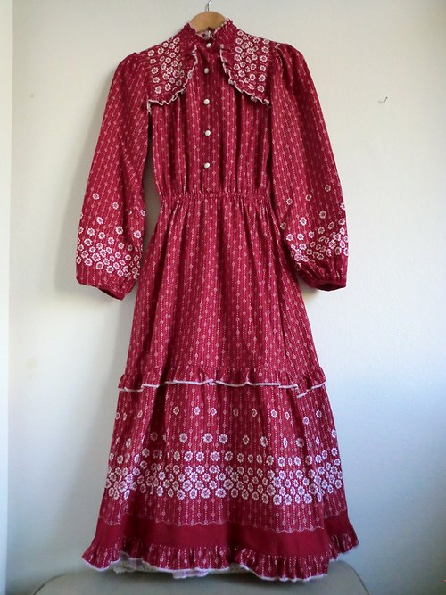 Super retro šaty* — foto 3
